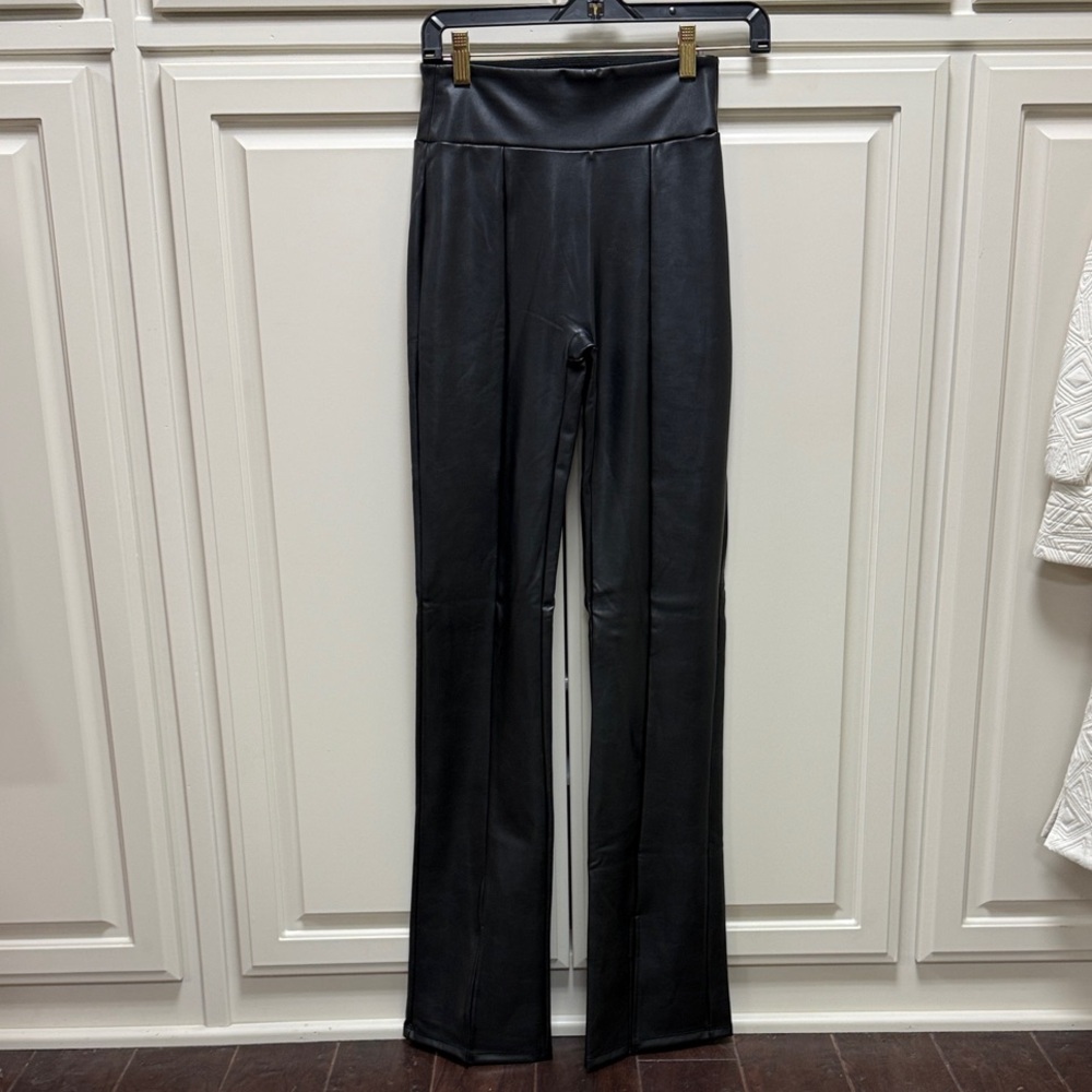 Abercrombie & Fitch Black Vegan Leather Pants NWT XS long
